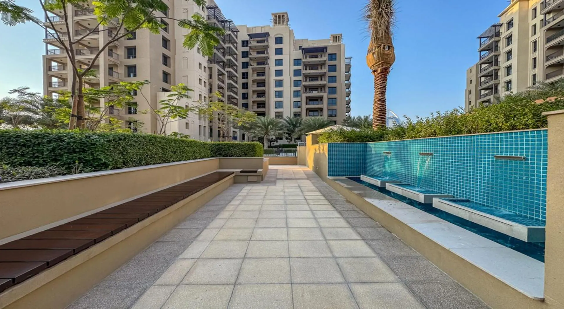 Modern Living -Near Madinat Jumeirah Living -Close To Beach Dubai