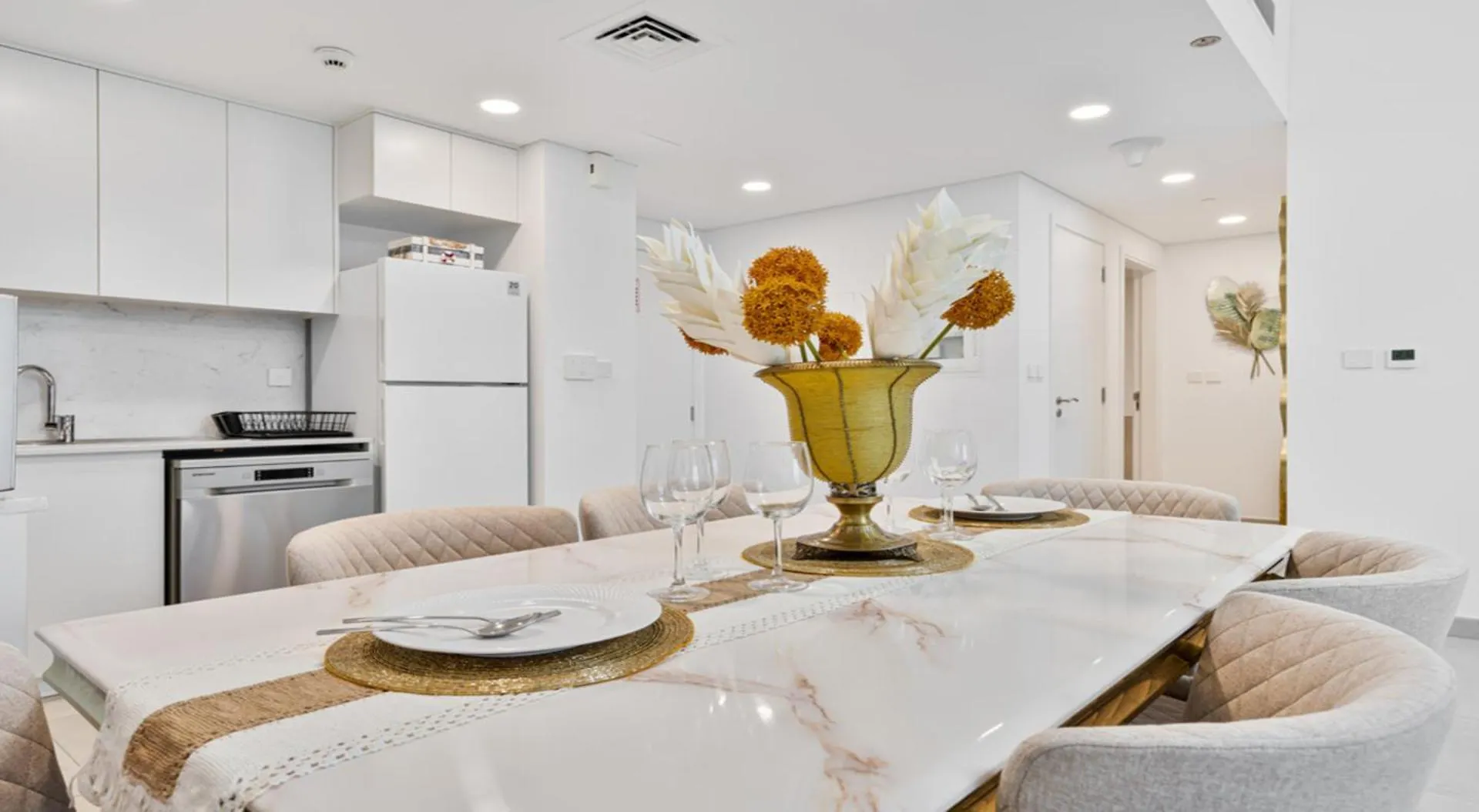 Modern Living -Near Madinat Jumeirah Living -Close To Beach Dubaj